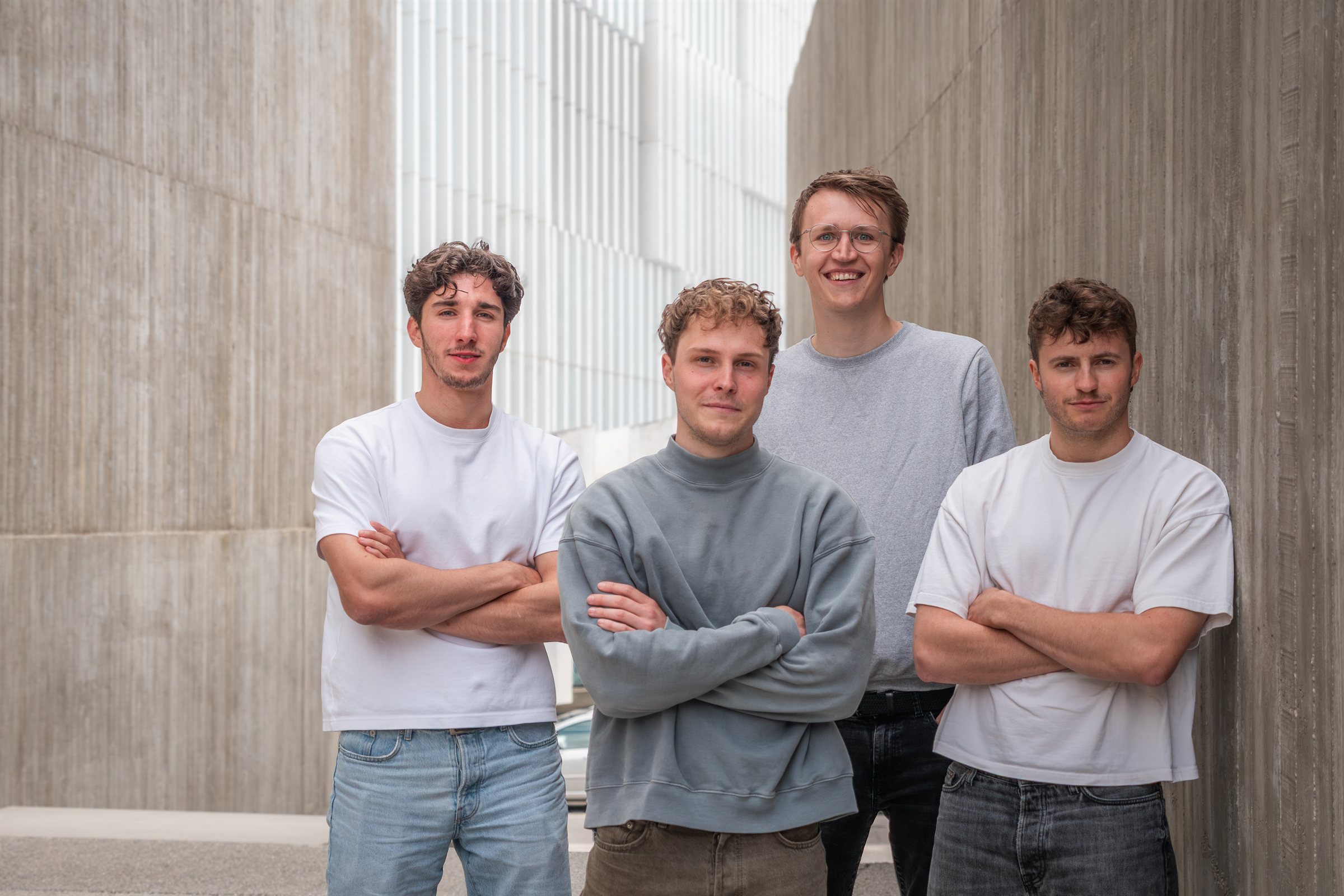 Gründerteam der Intoconvo GmbH hinter Clara, der KI-Assistenz für Steuerkanzleien: Marc Handschug (CEO), Conrad Denzer (CRO), Elias Bienek (COO) und Jona Wilmsmann (CTO)